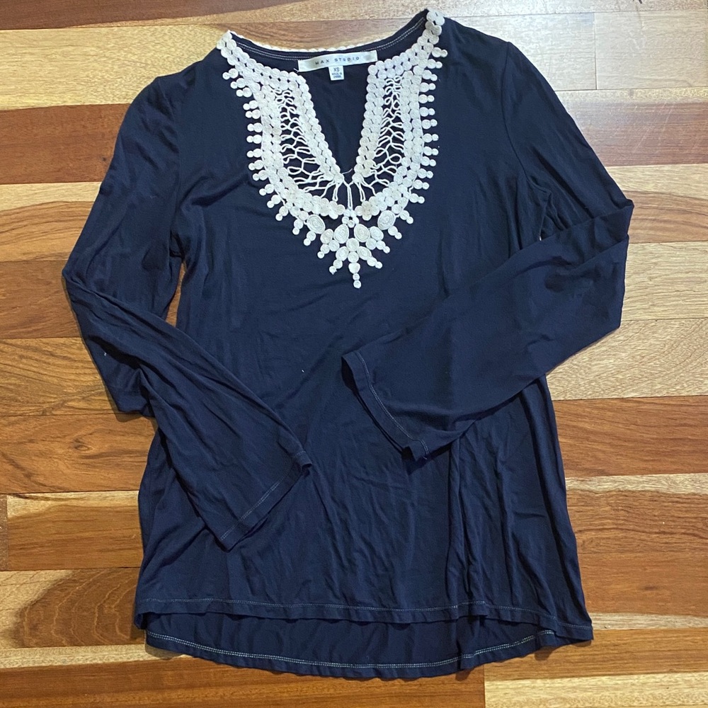 Max Studio Navy Long Sleeve Top with White Embroidery